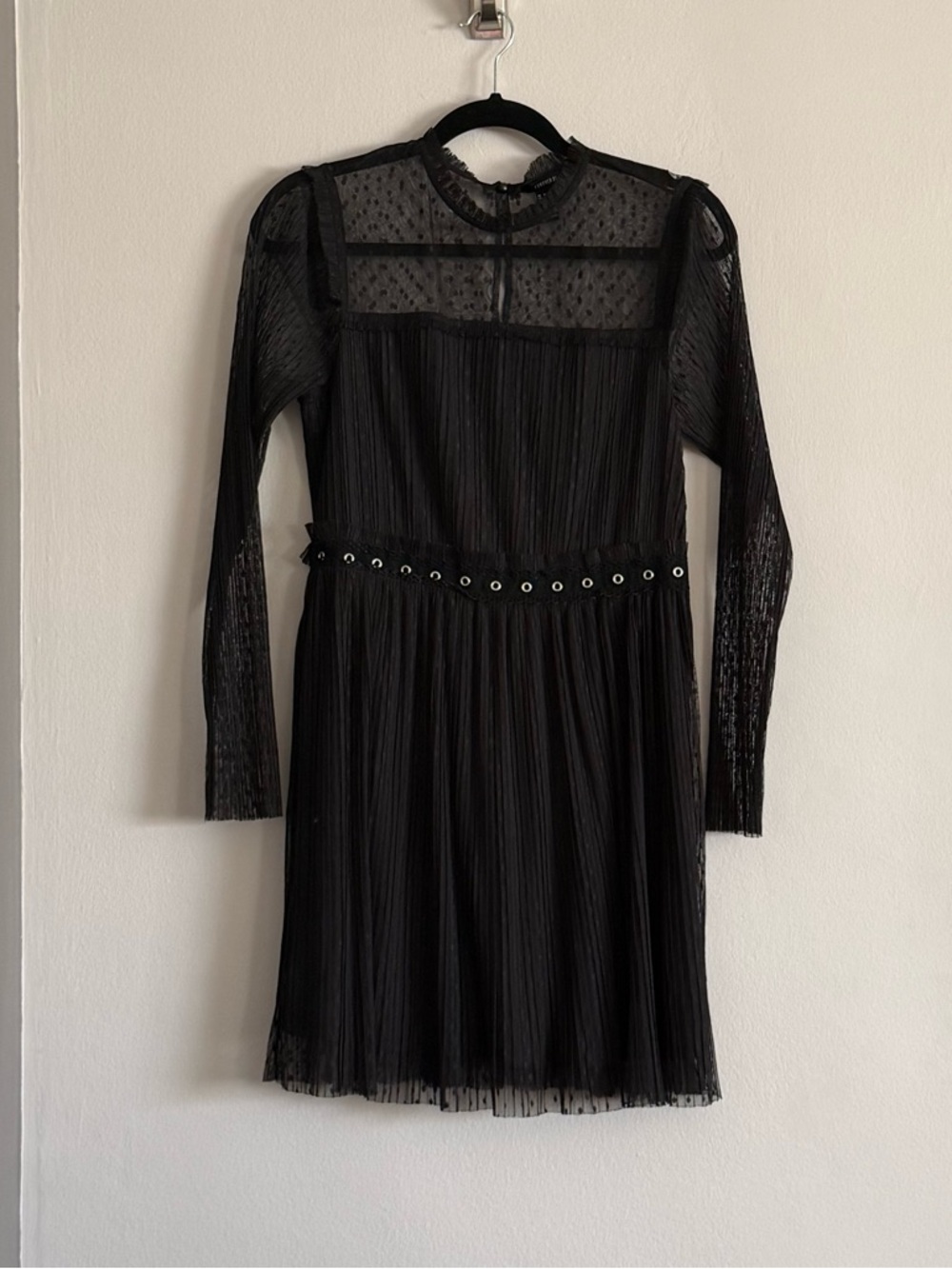 Forever 21 Black Pleated Swiss Dot Long-Sleeve Dress with Eyelet Waist